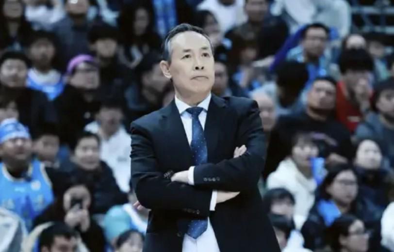 许利民：休赛期要把第一阶段的问题解决，技战术也要继续优化